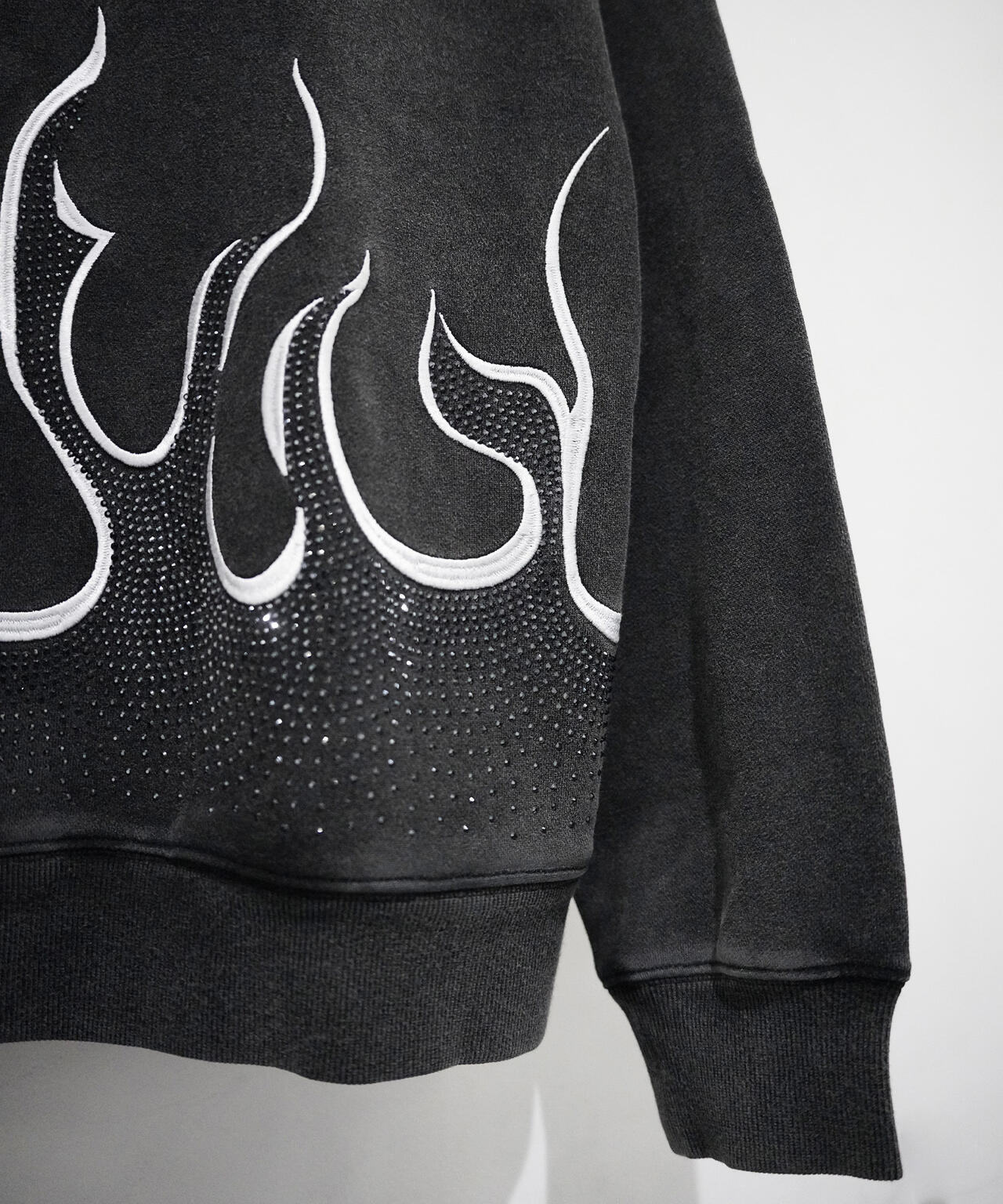 83b444a5-4bcb-586a-b06c-f99e1ff8d403_Image