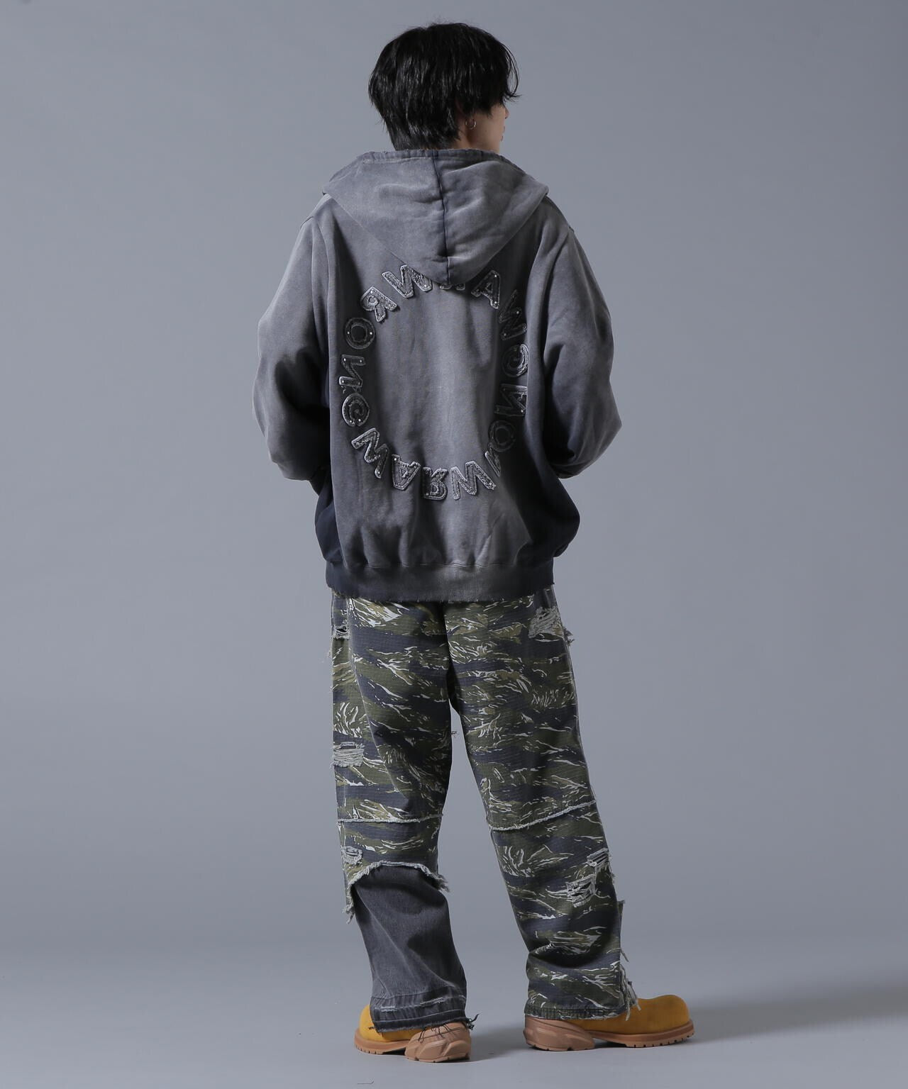 DankeSchon/ダンケシェーン/SPRAYED SWEAT ZIP HOODIE