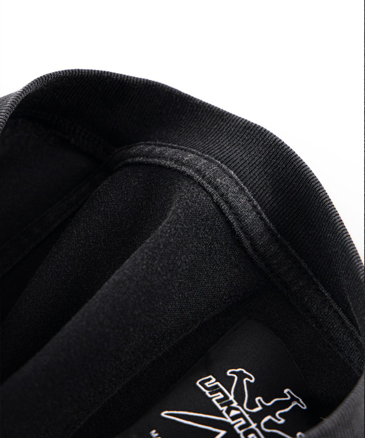 UNKNOWNLONDON/アンノウンロンドン/OUTLINE CROSS RHINESTONE T