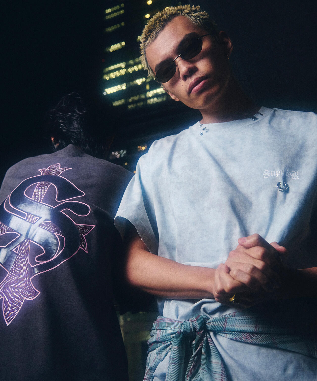 SUPPLIER/サプライヤー/【LHP EXCLUSIVE】DAMAGE PIERCED CROSS TEE