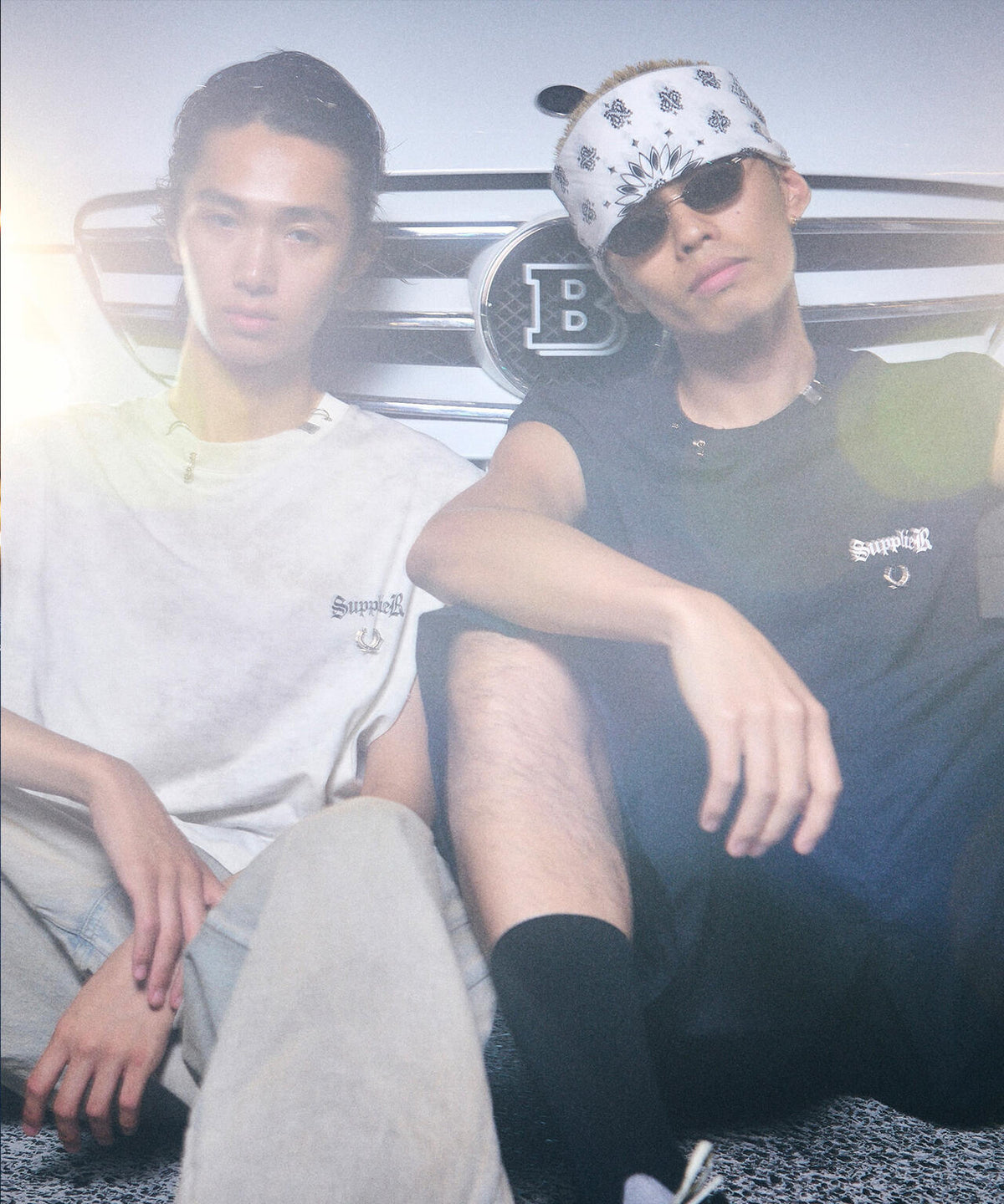 SUPPLIER/サプライヤー/【LHP EXCLUSIVE】DAMAGE PIERCED CROSS TEE