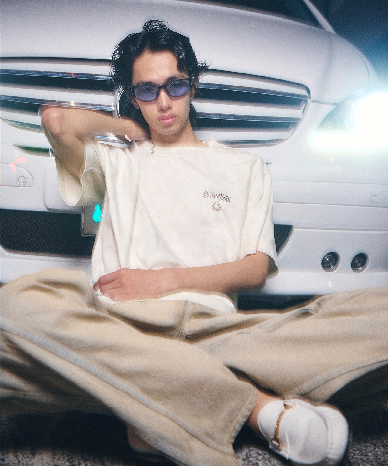 SUPPLIER/サプライヤー/【LHP EXCLUSIVE】DAMAGE PIERCED CROSS TEE