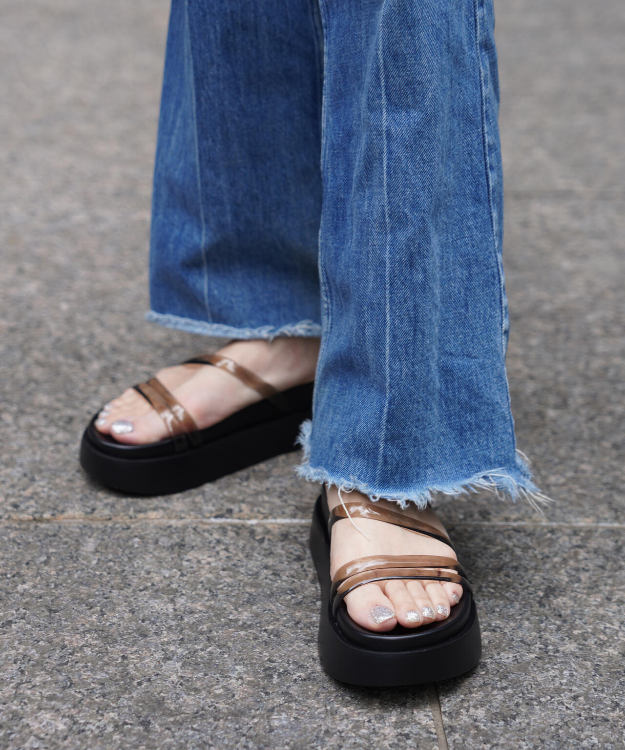 TEMPERATE/テンパレイト/YAEL SANDAL
