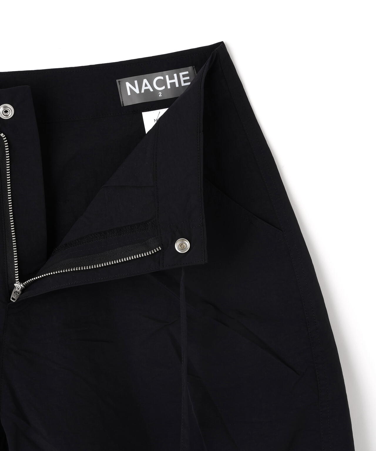 NACHE/ナチェ/PINTUCK NYLON PANTS BLACK