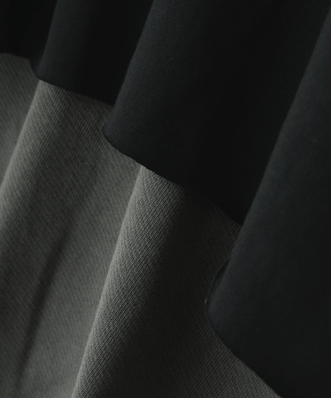 Aesir Studios/アースィアスタジオ/BALDUM LAYER HOODIE