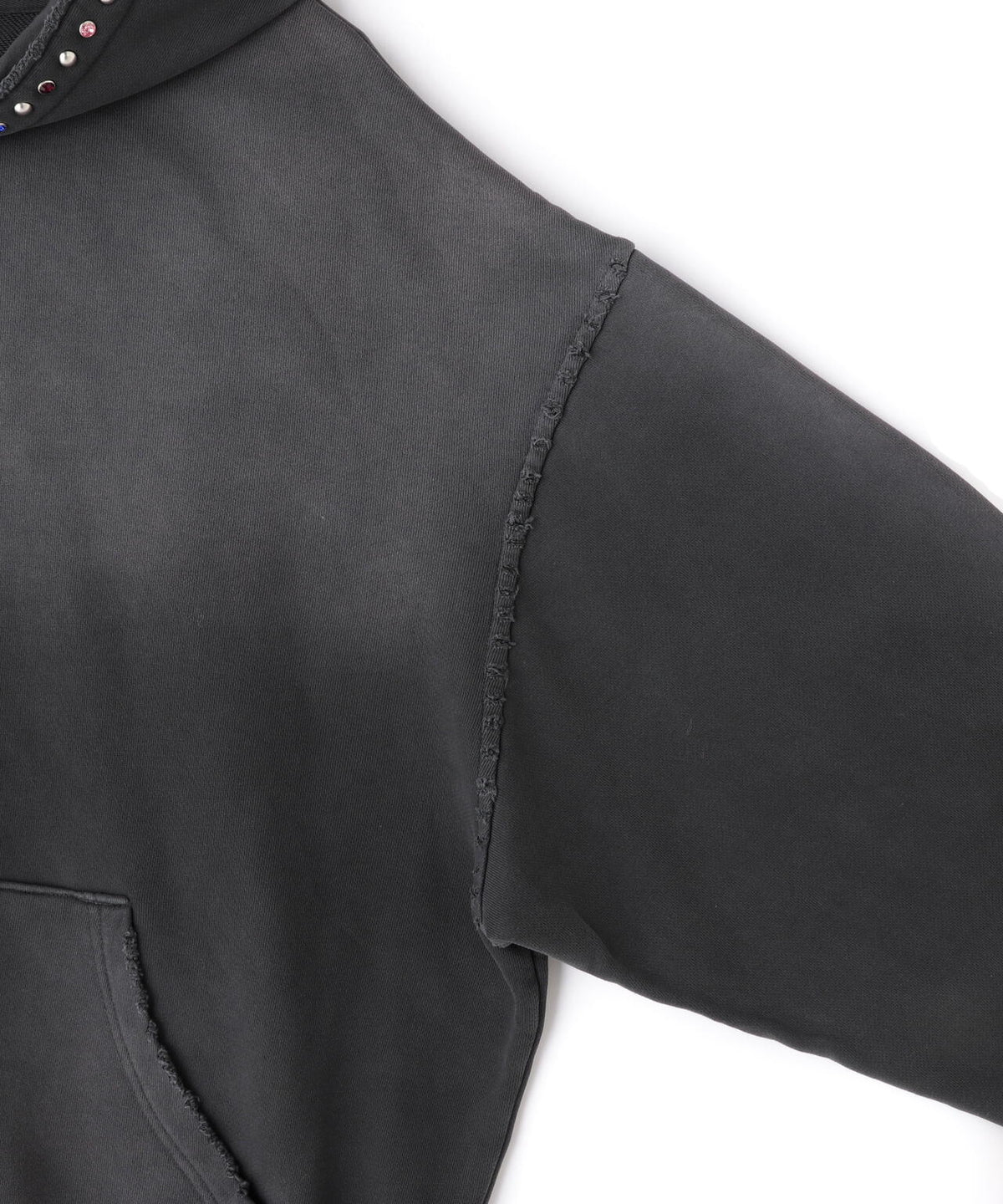 WHITELAND/ホワイトランド/STUDS DAMAGE HOODIE