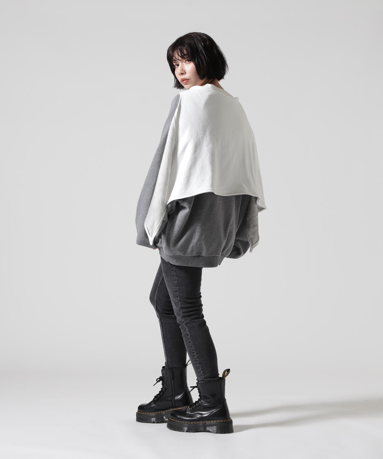 e657f6cb-04bb-5a64-85cc-62653ae4f568_Image