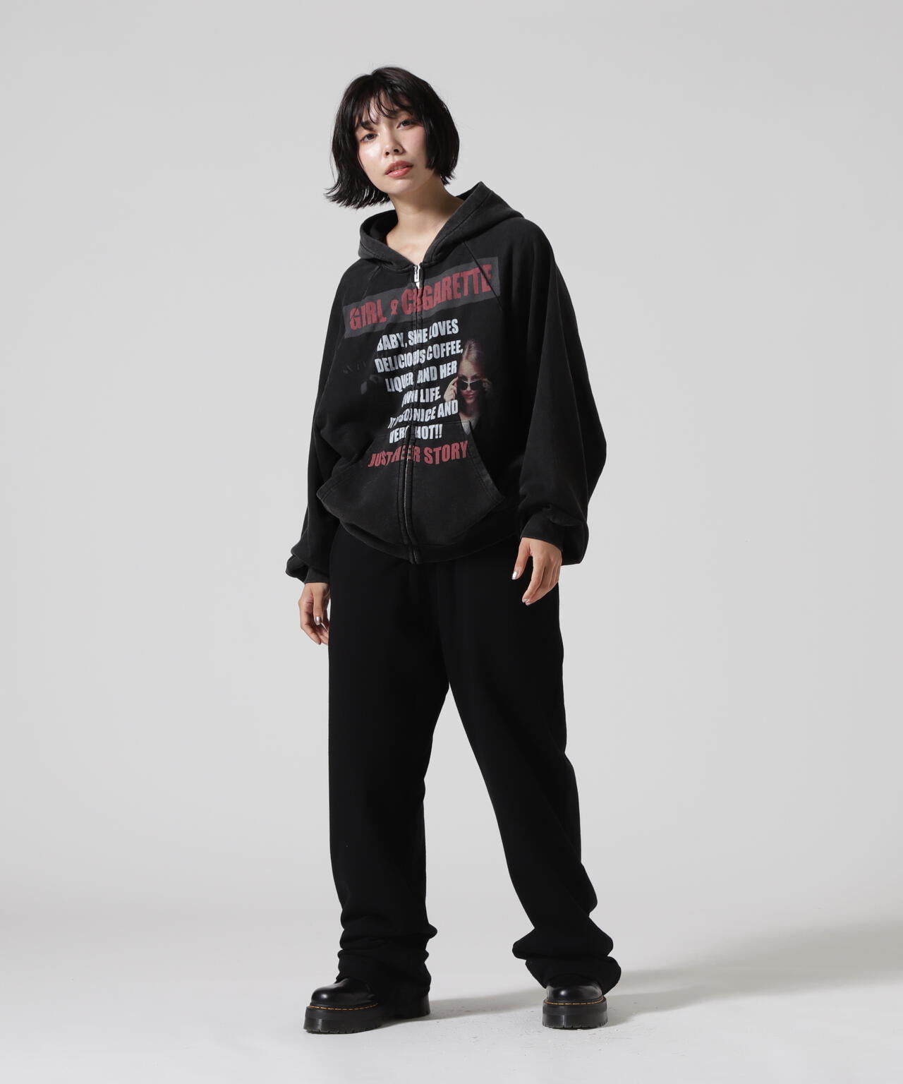 Praying/プレイング/GIRL AND CIGARETTE HOODIE
