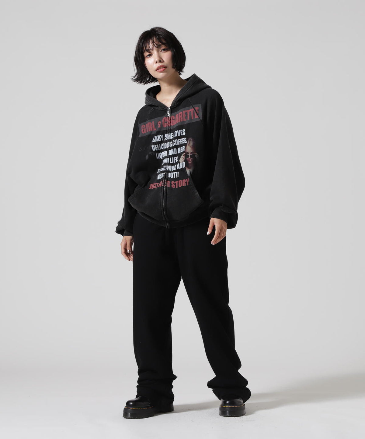 Praying/プレイング/GIRL AND CIGARETTE HOODIE
