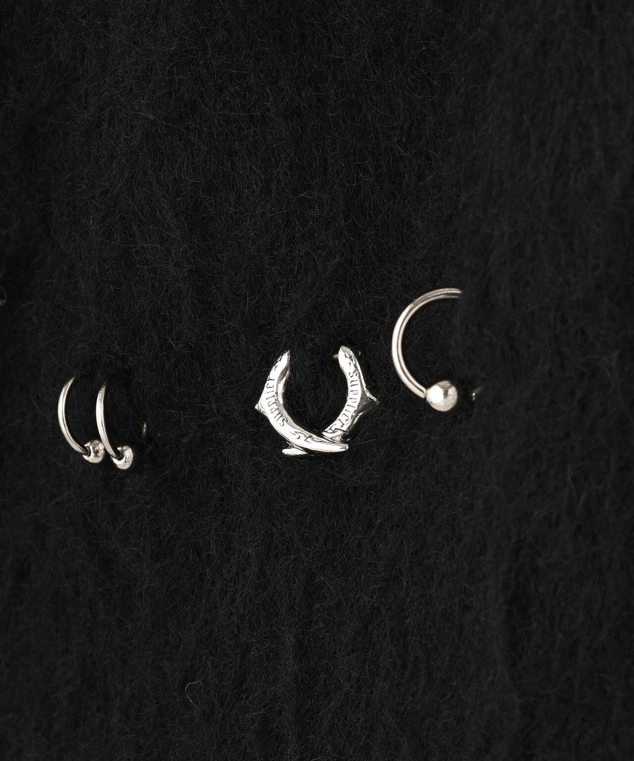 SUPPLIER/サプライヤー/TRIBAL CROSS PIERCED KNIT