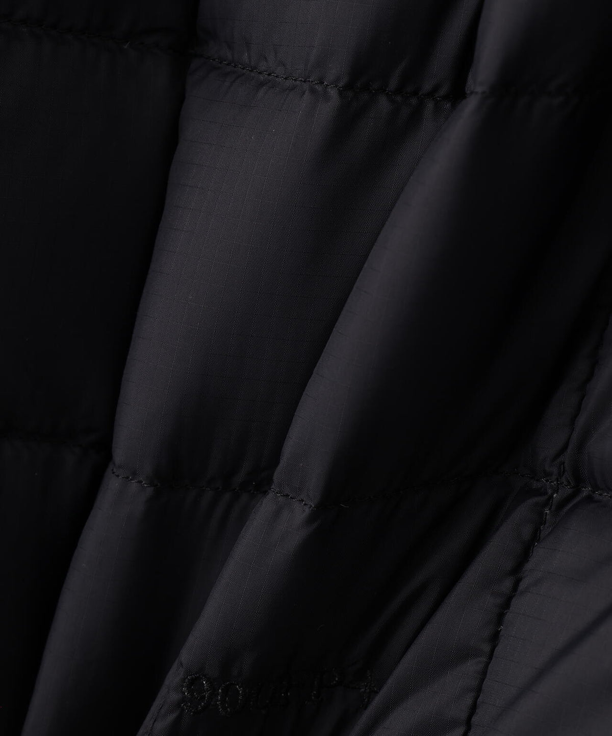 TAION/タイオン/MOUNTAIN ACTIVE CREWNECK LIGHT DOWN VEST【UNISEX】