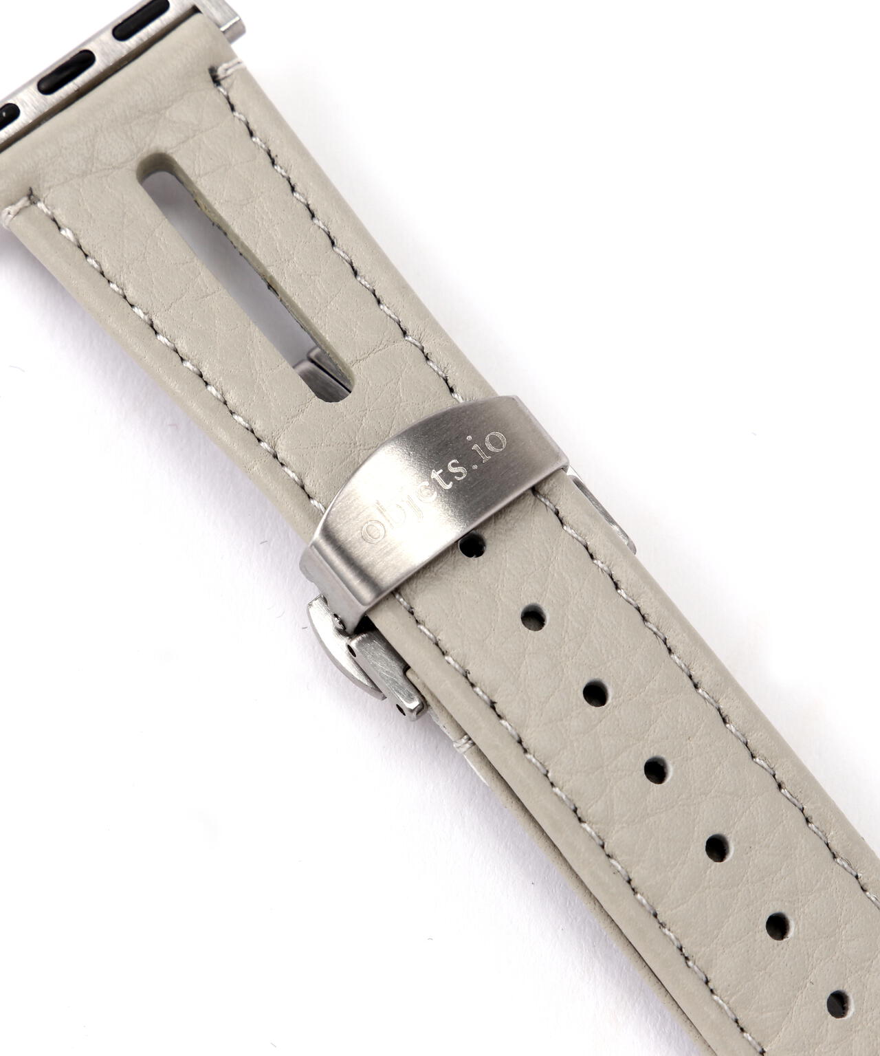 objcts.io/オブジェクツアイオー/LEATHER HYBRID BAND D BUCKLE - Apple Watch