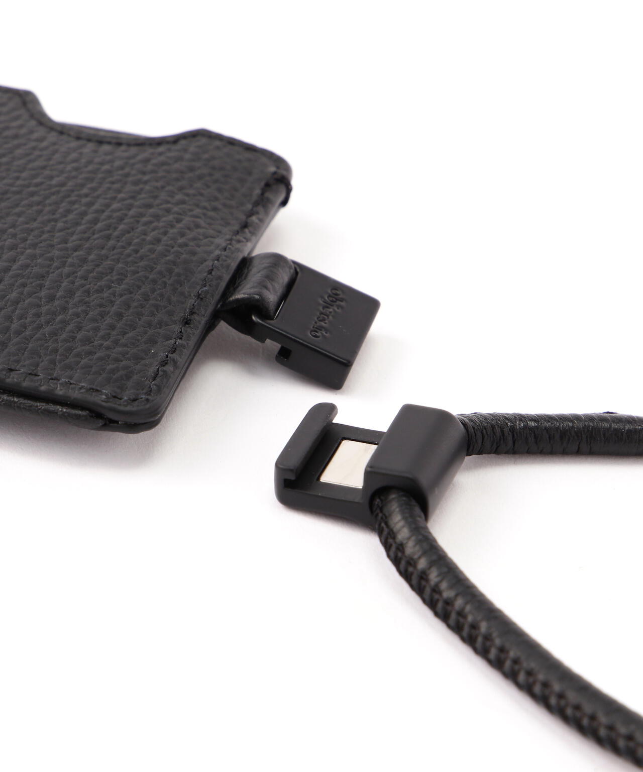 objcts.io/オブジェクツアイオー/COMPOSITION SLIM CASE