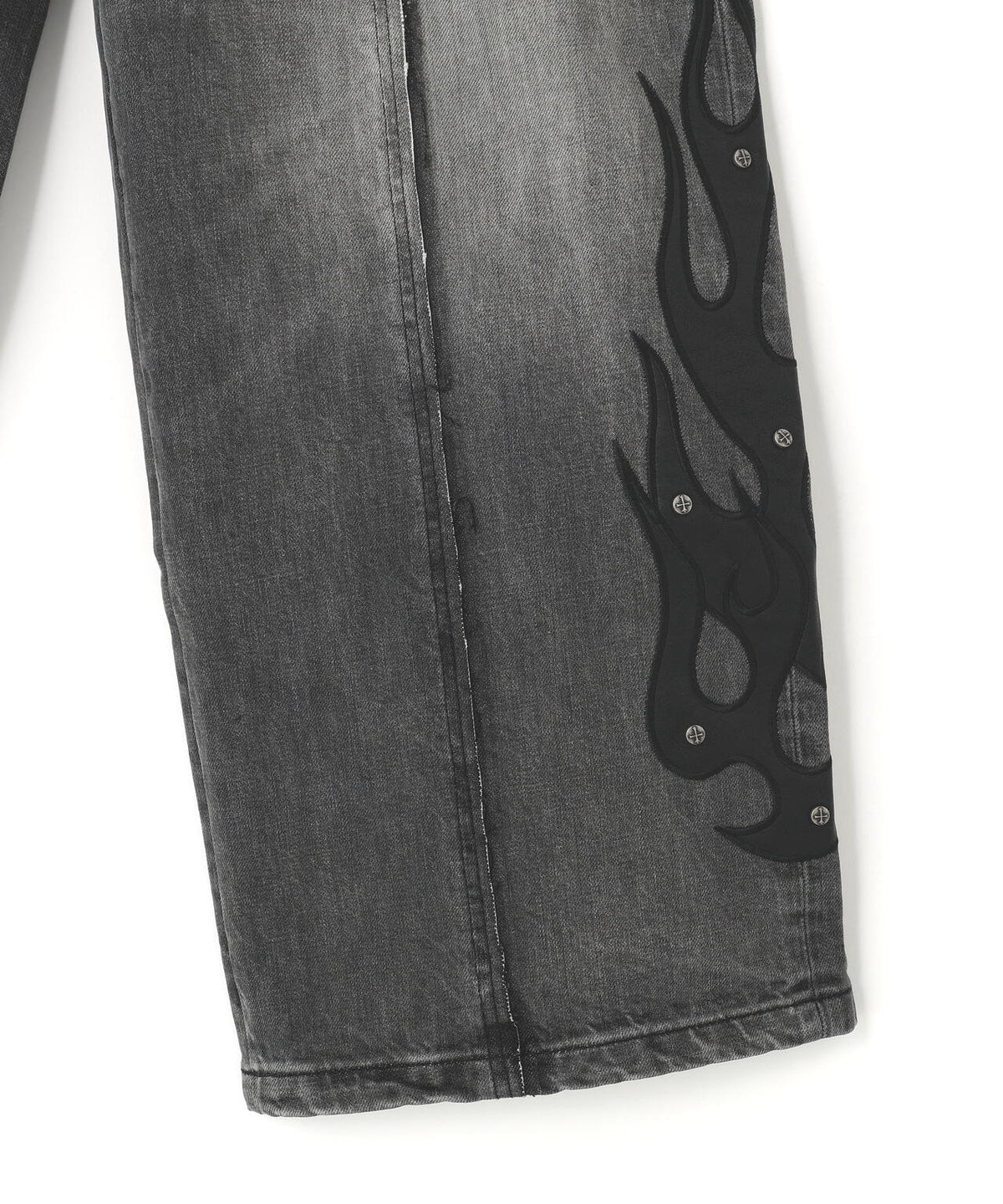 SUPPLIER/サプライヤー/Fire Tribal Leather Patch Baggy Denim
