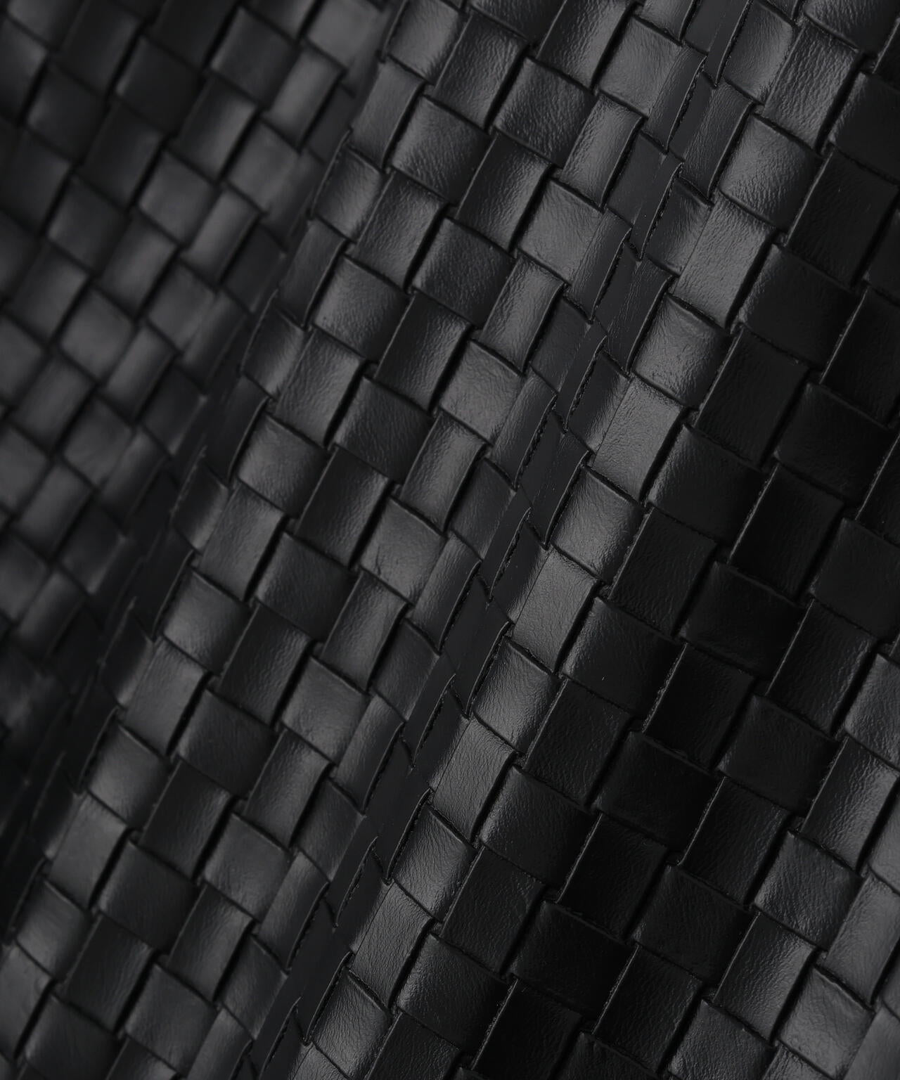 DankeSchon/ダンケシェーン/WOVEN FAUX LEATHER SHORTS