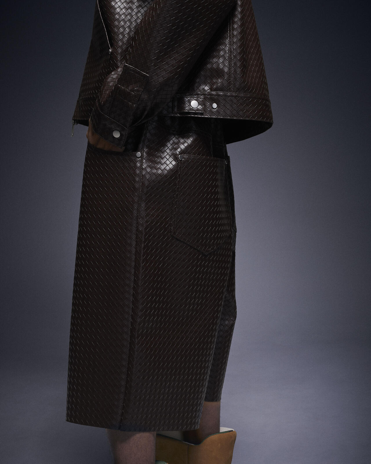 DankeSchon/ダンケシェーン/WOVEN FAUX LEATHER SHORTS