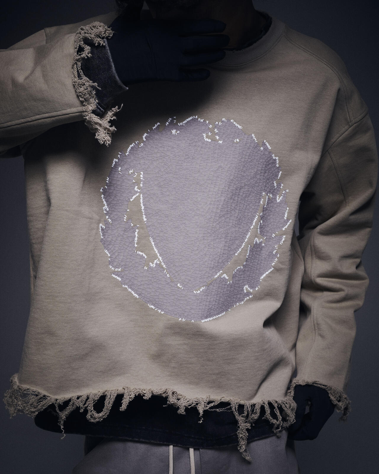DankeSchon/ダンケシェーン/CUT FRINGE SWEAT CREWNECK EMBLEM