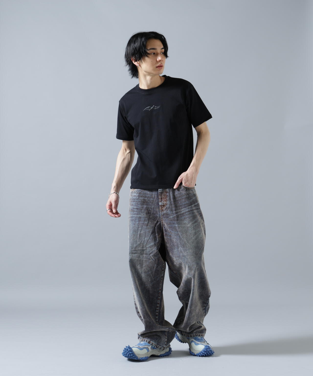 WHITELAND/ホワイトランド/TRIVAL TEE
