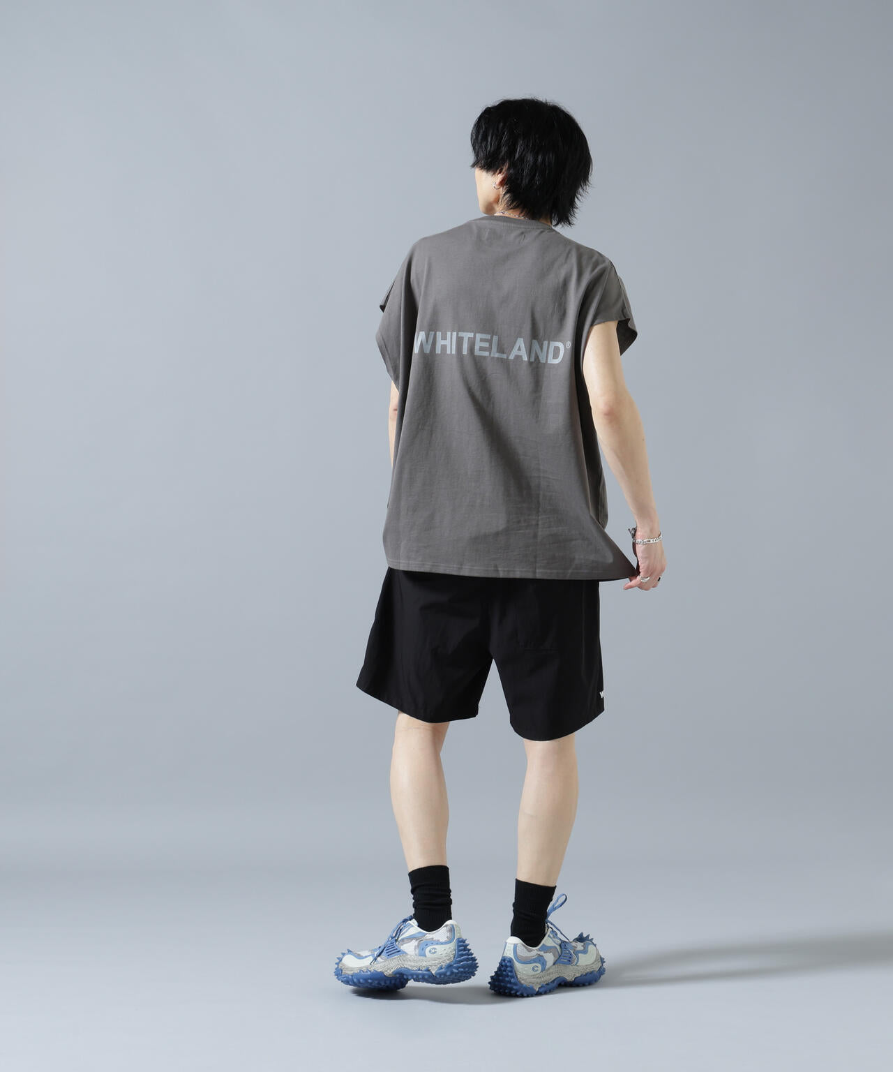 H:180cm C:88cm W:69cm H:90cm 着用サイズ:L