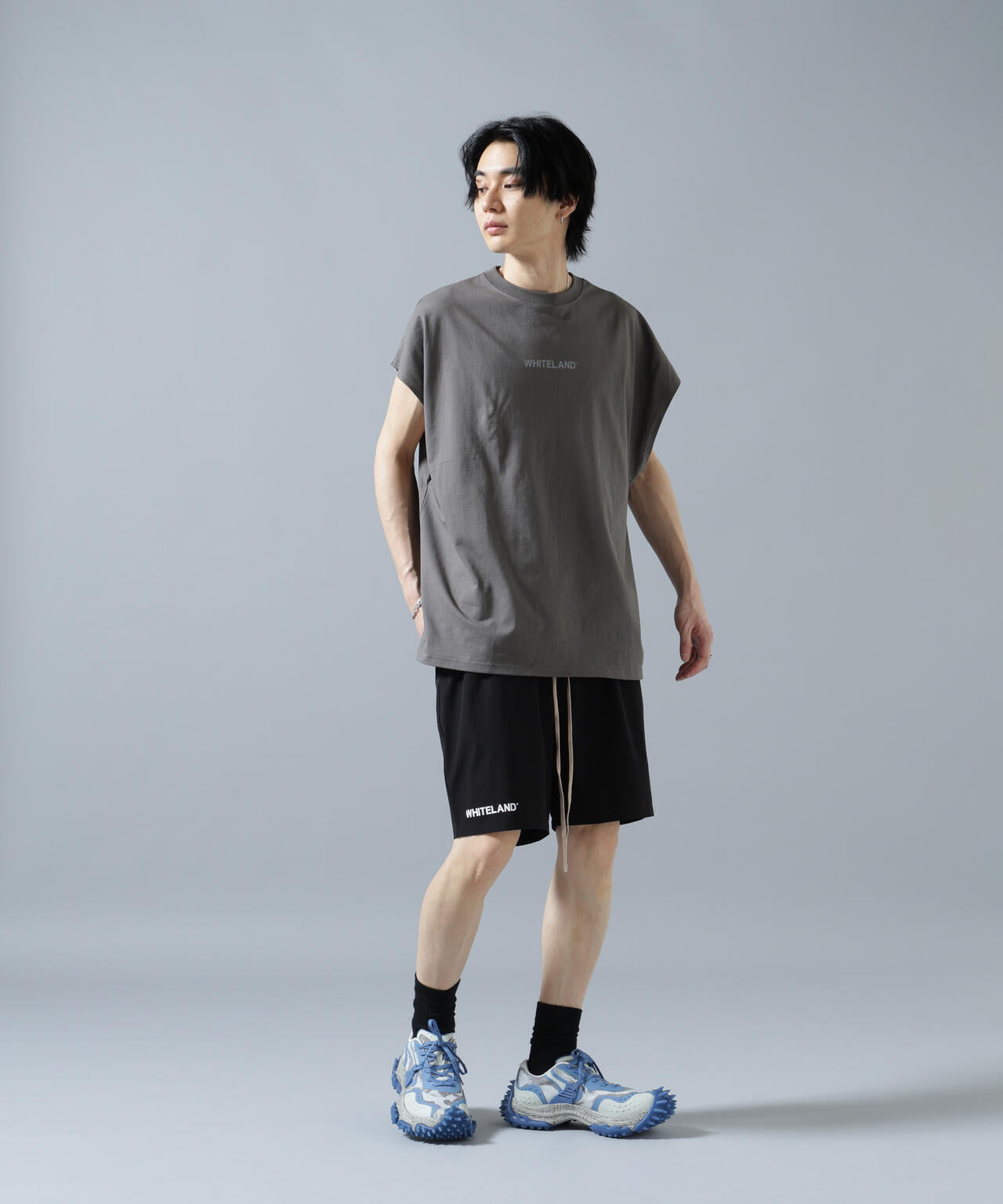 H:180cm C:88cm W:69cm H:90cm 着用サイズ:L