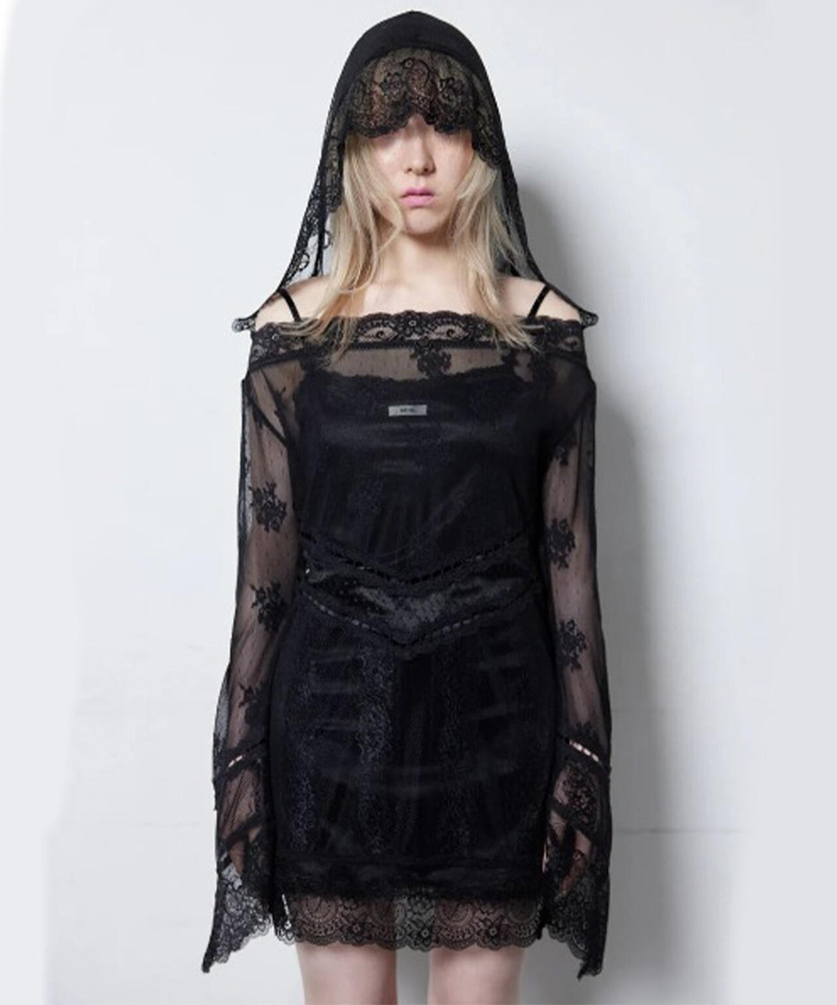 neith./ネイス/Veil-Offshoulder Dress