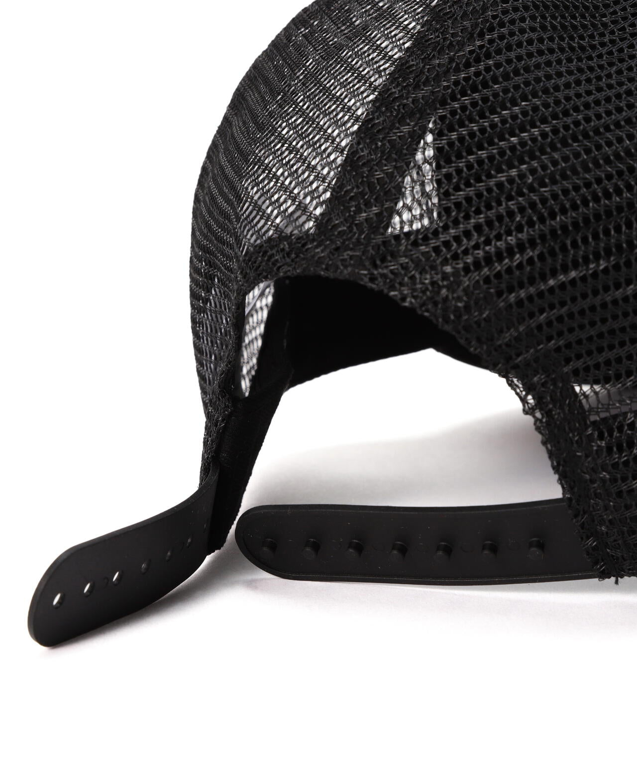 UNKNOWNLONDON/アンノウンロンドン/Dagger Cross Leather Patch Mash Cap