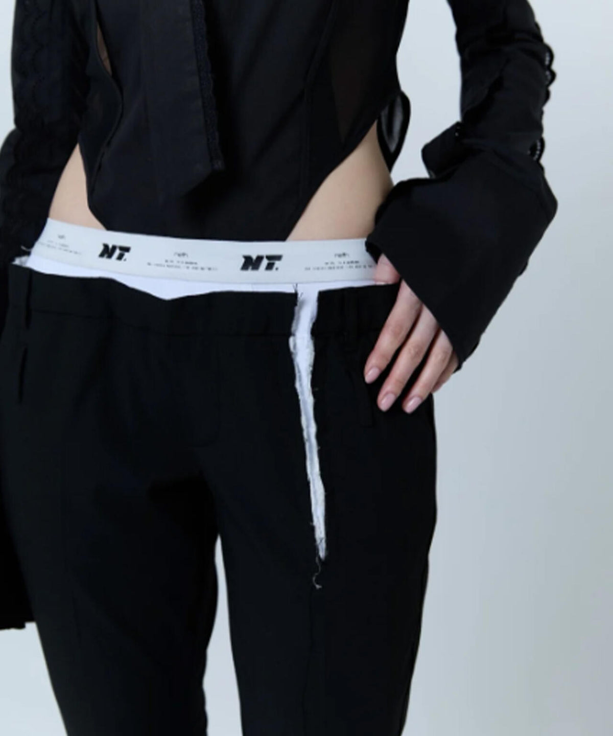 neith./ネイス/Destroyed Flare Trousers