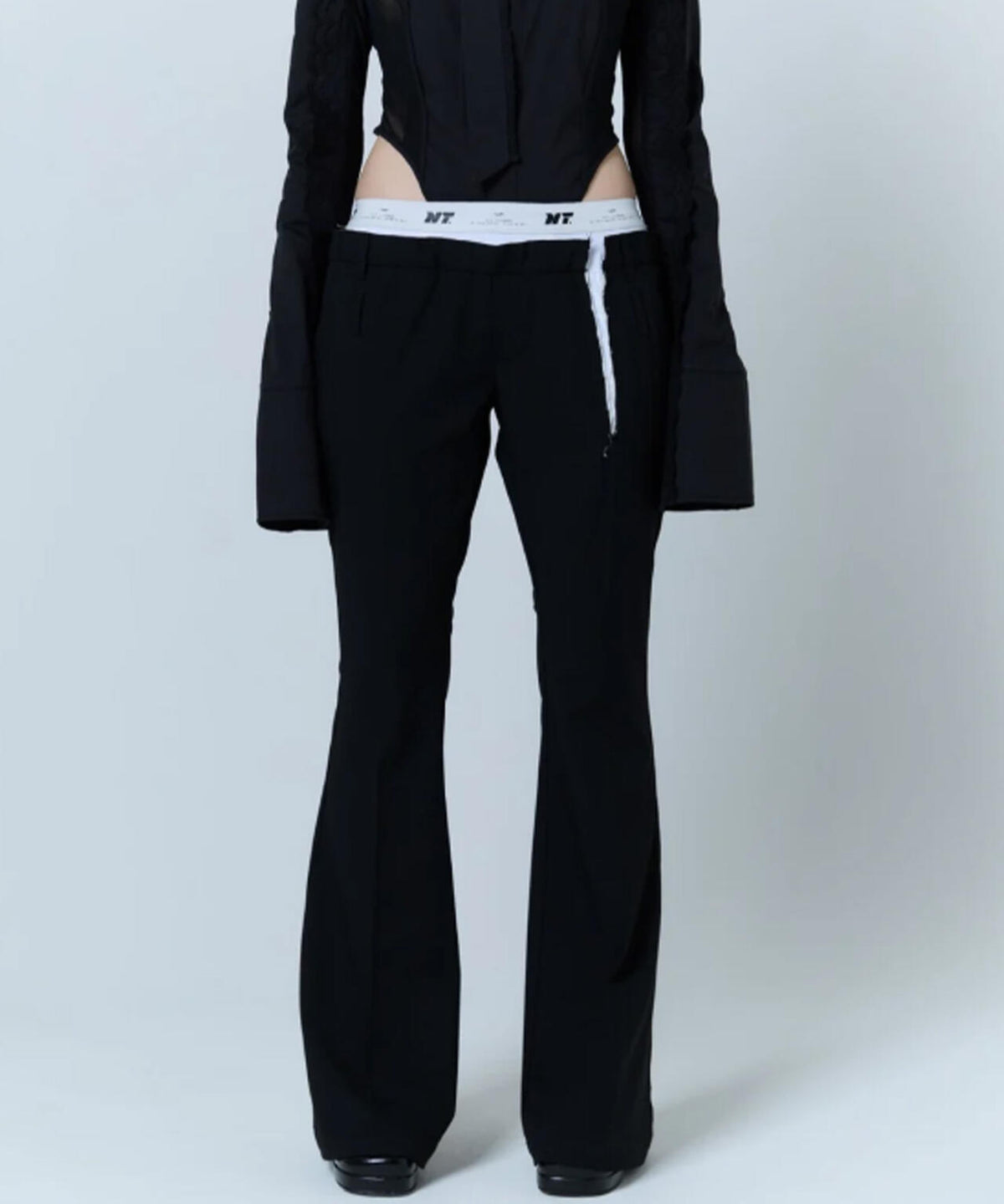 neith./ネイス/Destroyed Flare Trousers