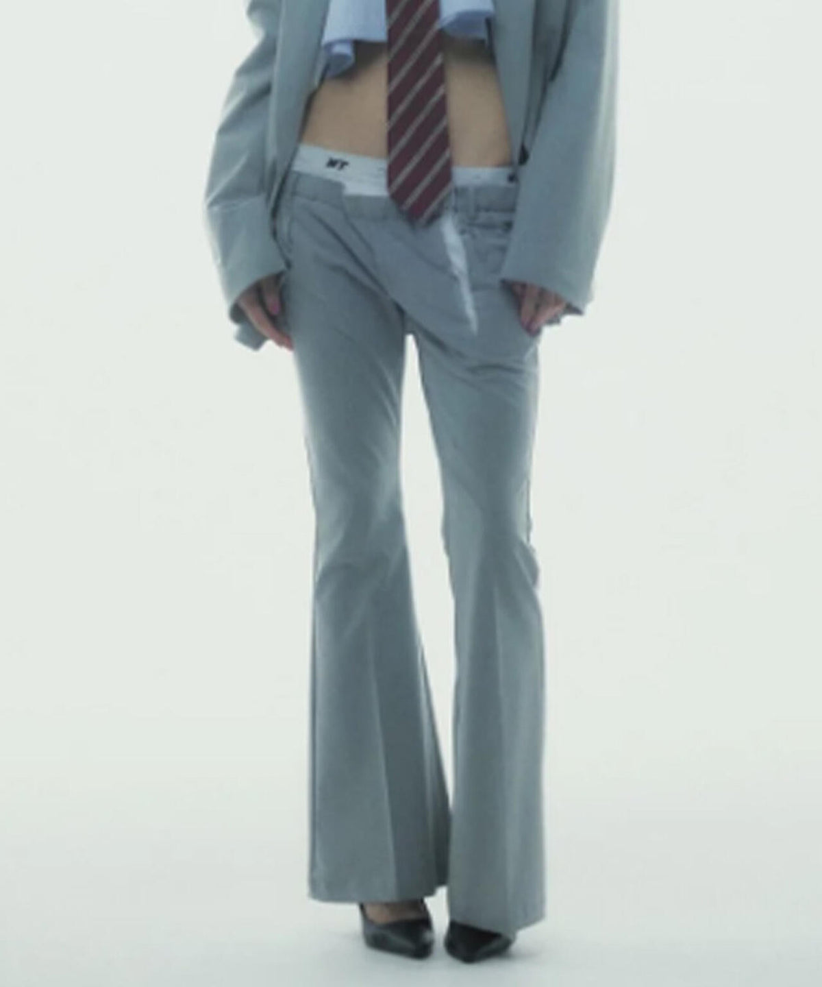 neith./ネイス/Destroyed Flare Trousers