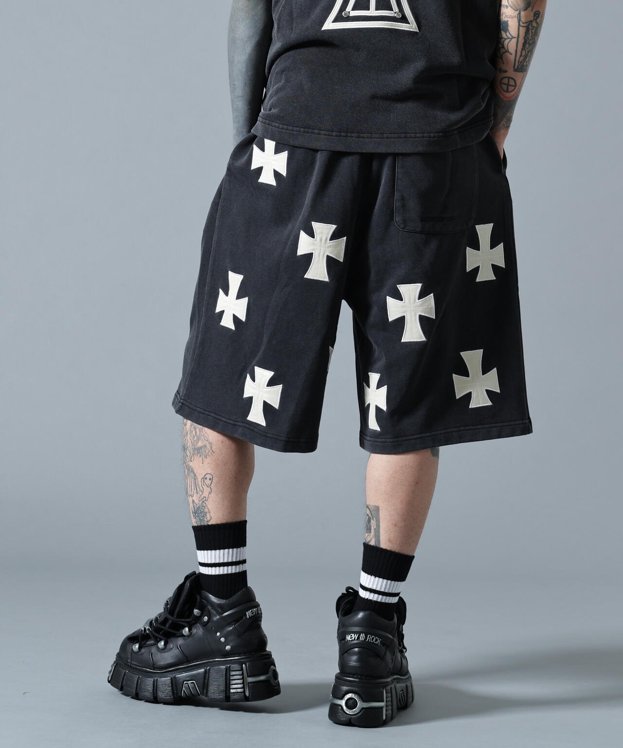 UNKNOWNLONDON/アンノウンロンドン/【LHP EXCLUSIVE】LEATHER CROSS BUGGY SHORTS