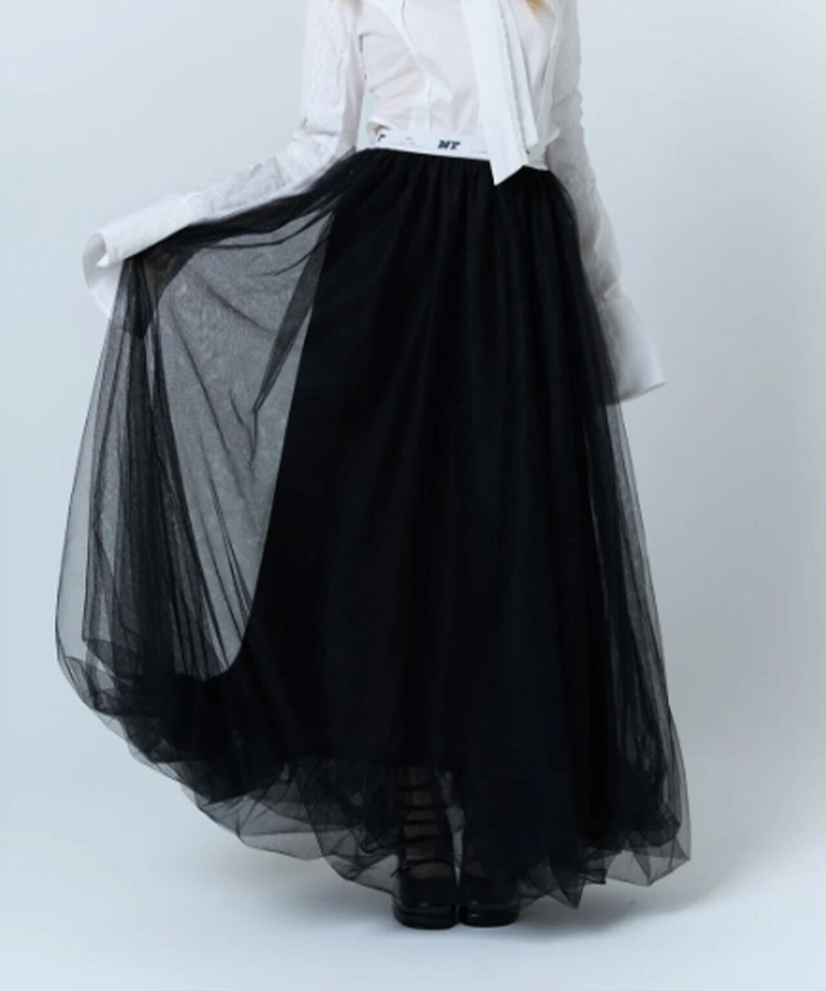 neith./ネイス/Tulle Bare Dress