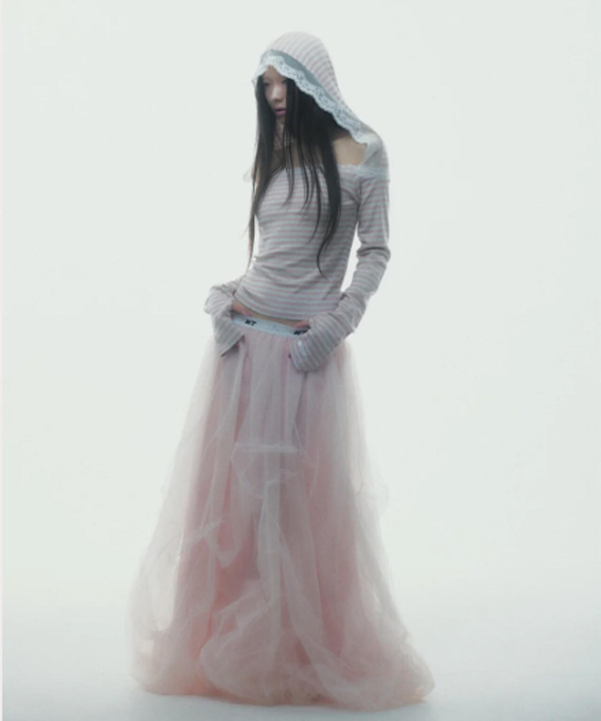 neith./ネイス/Tulle Bare Dress