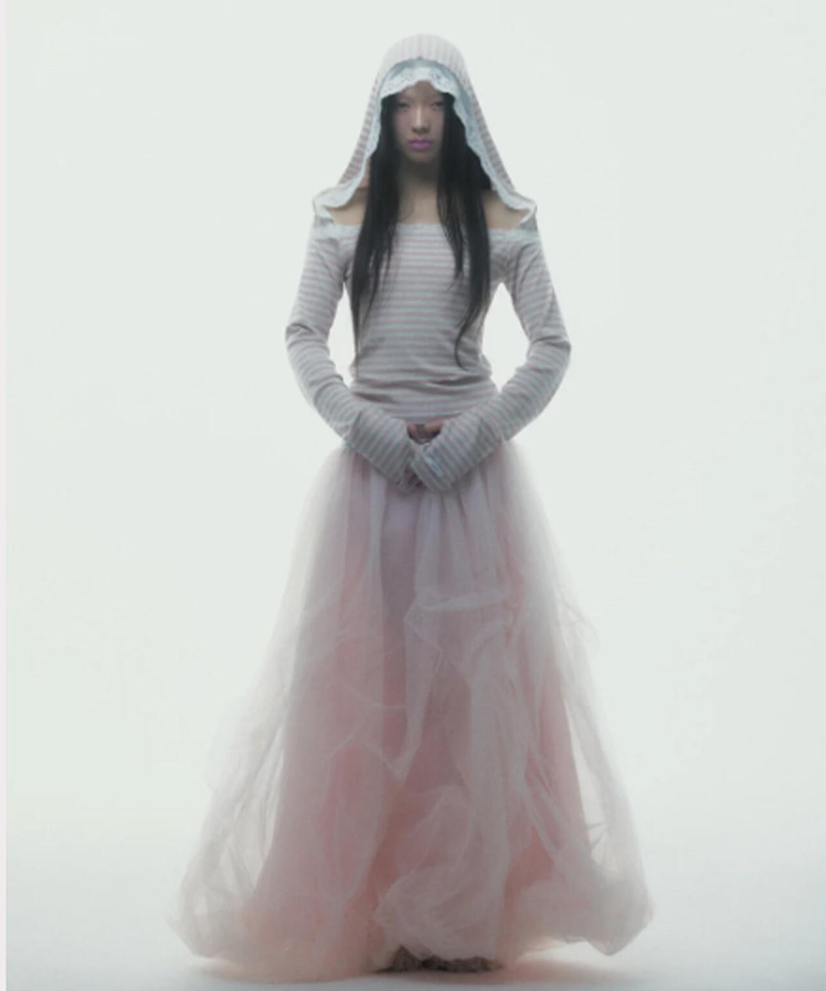 neith./ネイス/Tulle Bare Dress