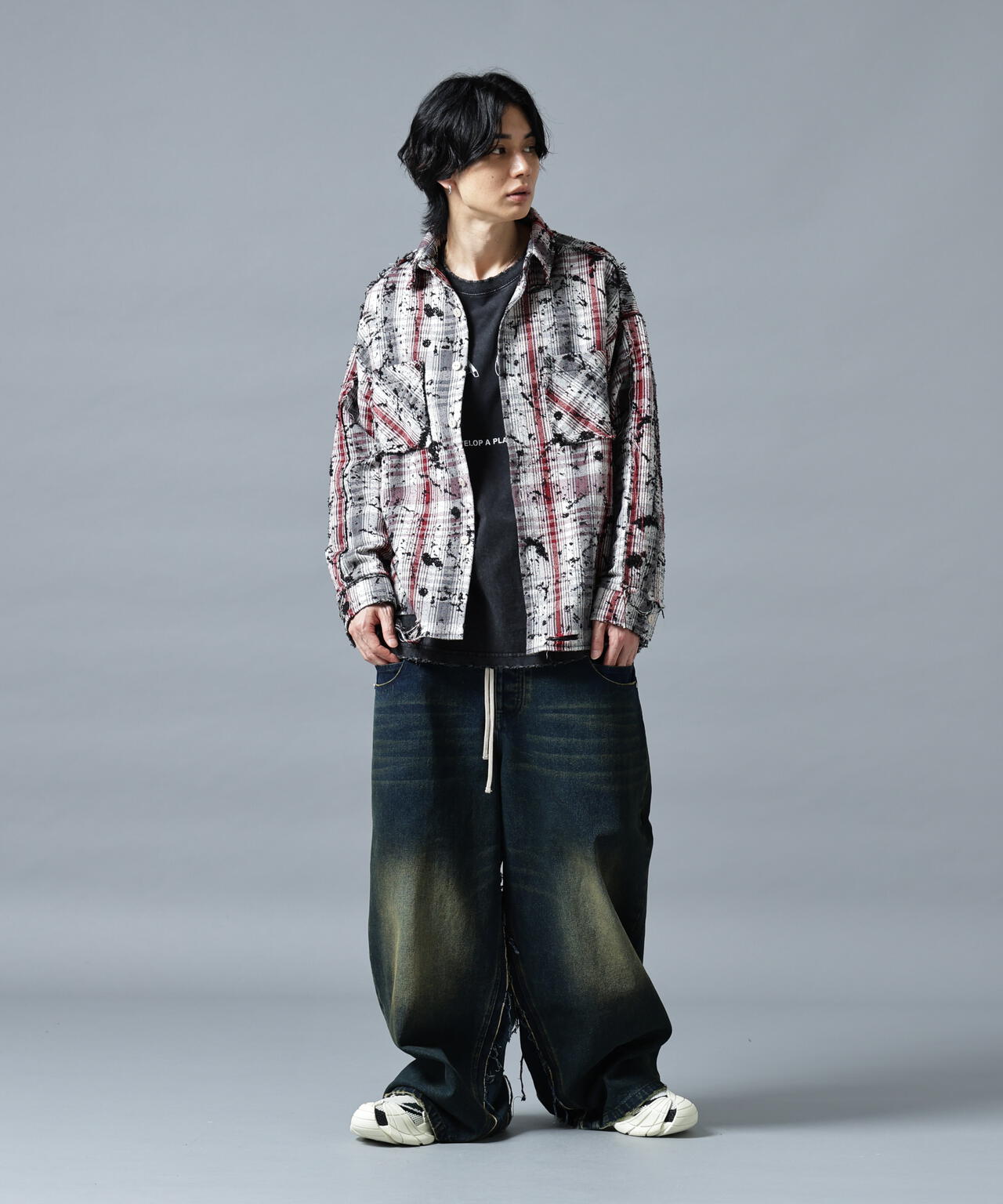 H:180cm C:88cm W:69cm H:90cm 着用サイズ:L