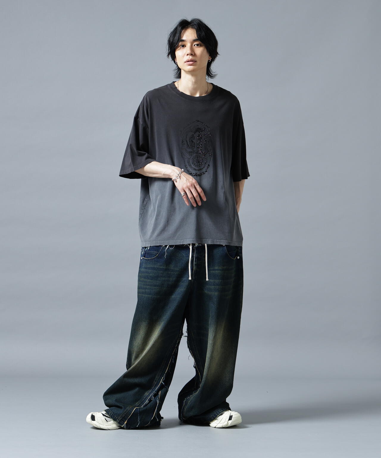 H:180cm C:88cm W:69cm H:90cm 着用サイズ:L