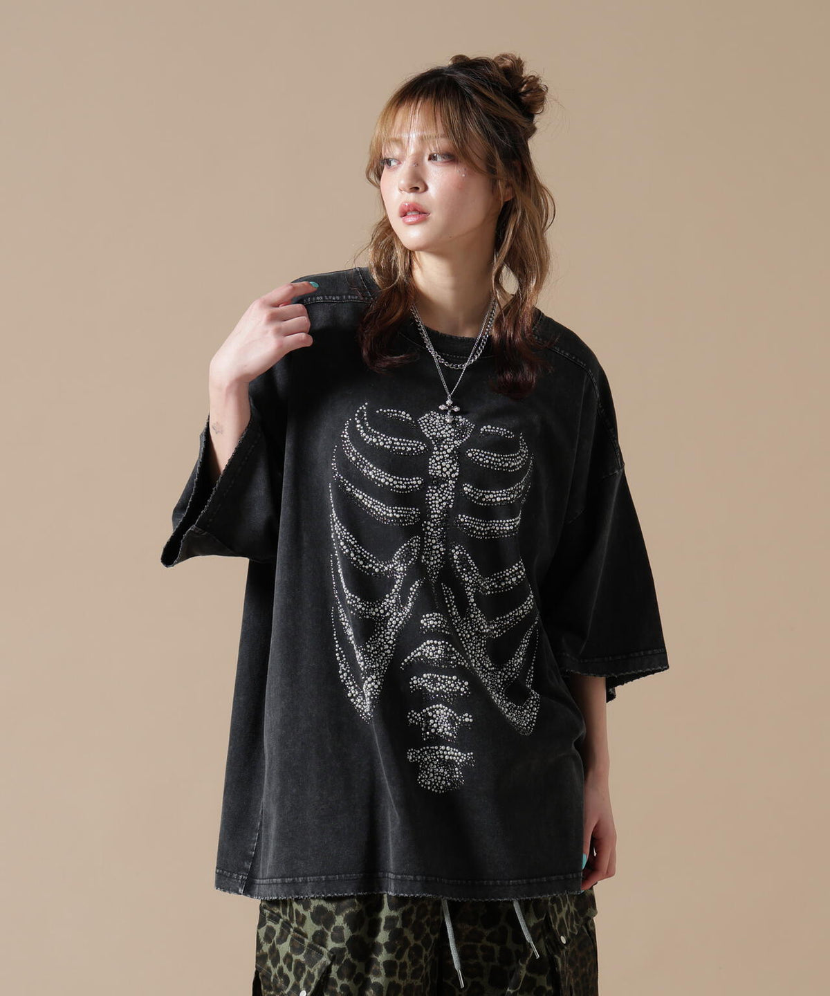 DankeSchon/ダンケシェーン/BRUST RHINESTONE BONE TEE