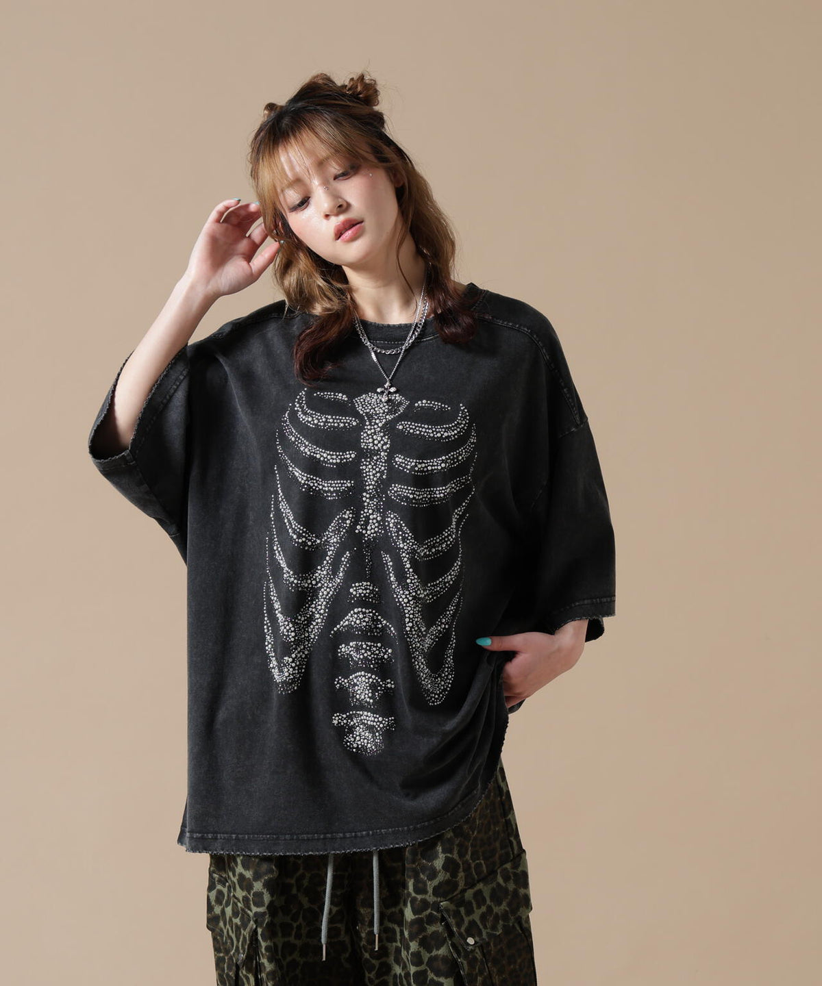 DankeSchon/ダンケシェーン/BRUST RHINESTONE BONE TEE