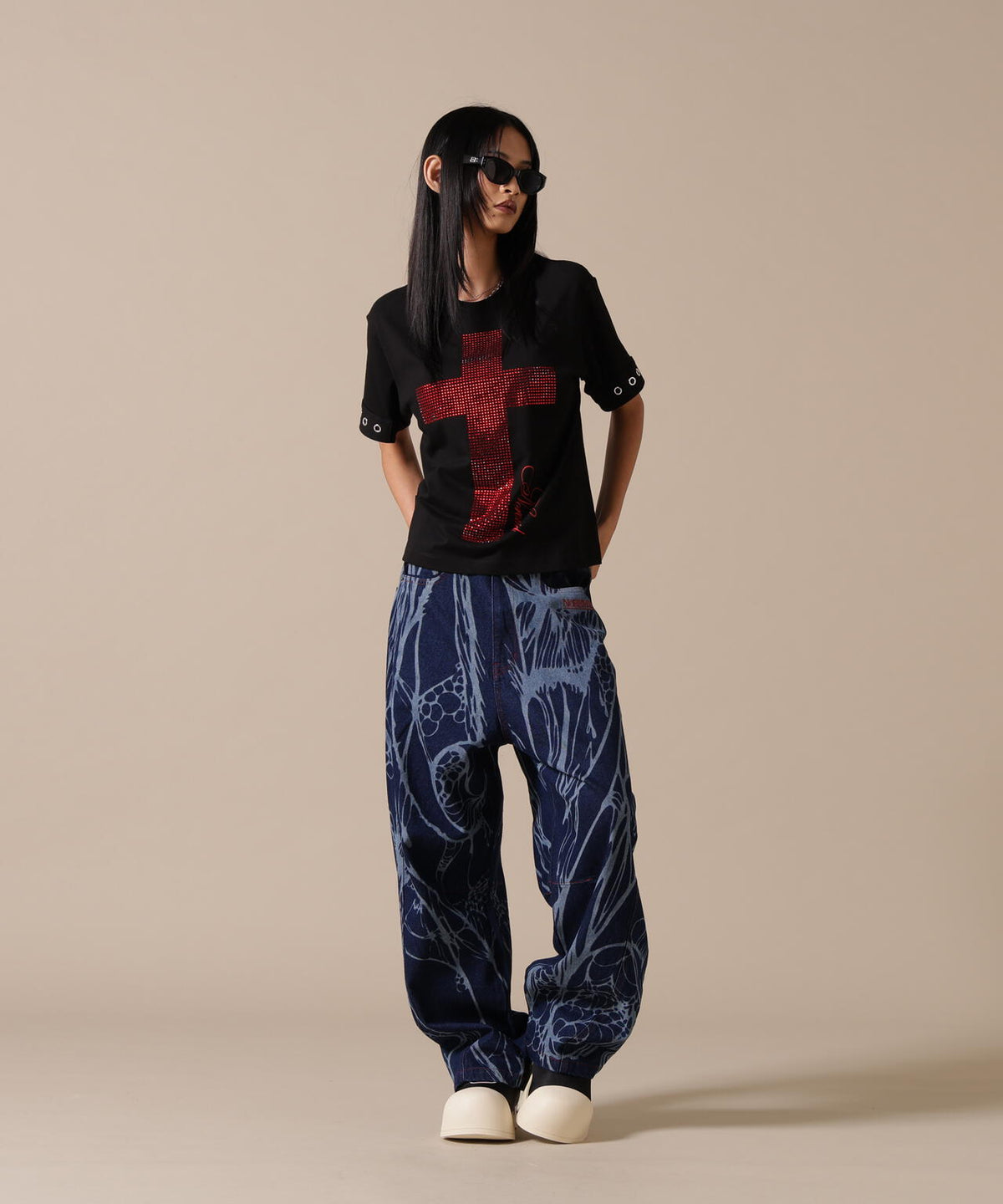 NoRemid/ノーリミッド/【LHP EXCLUSIVE】Cross Rhinestone S/S Tee