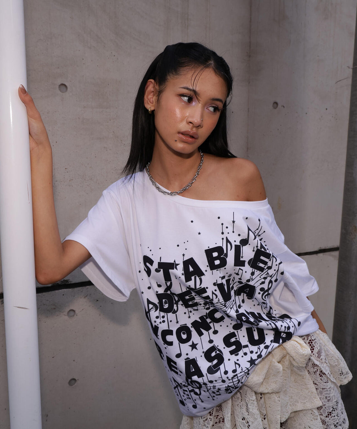DeEVA/ディーヴァ/off-Shoulder Tee