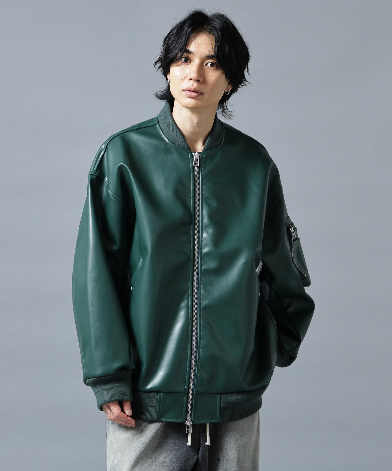 H:180cm C:88cm W:69cm H:90cm 着用サイズ:L