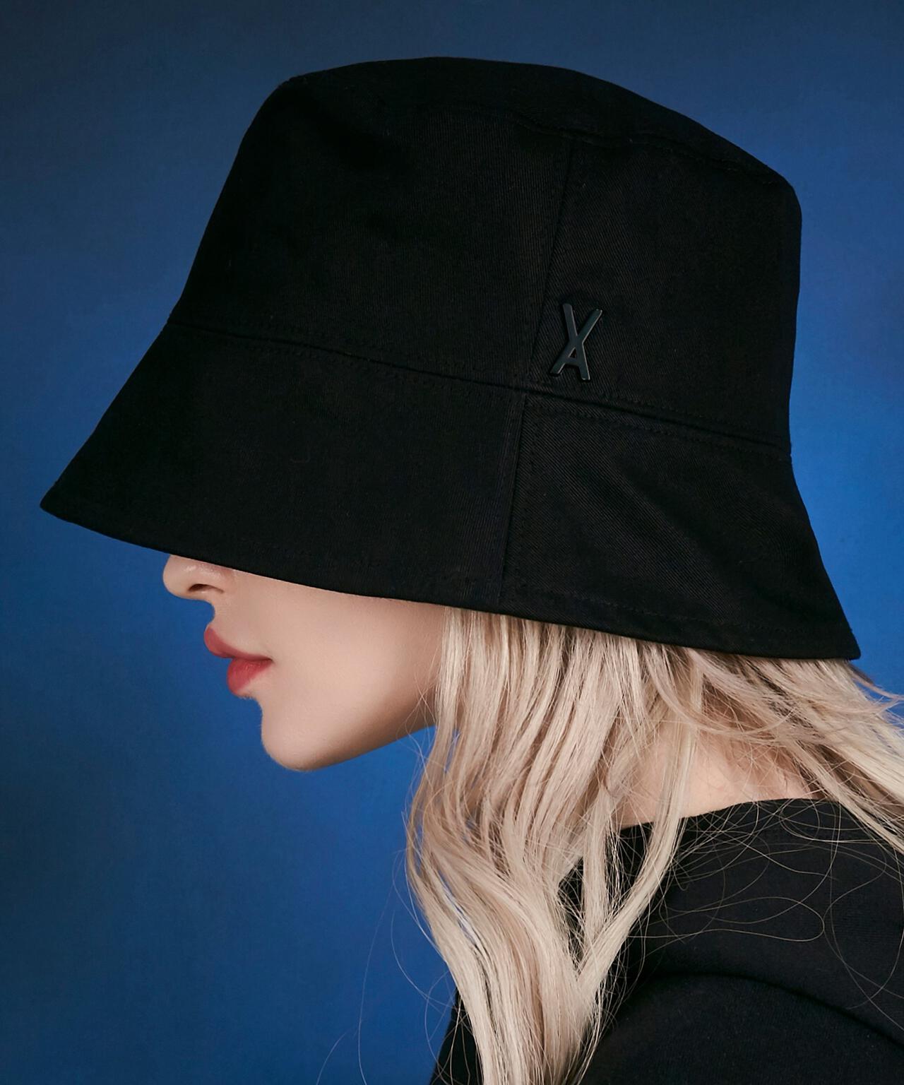 VARZAR/バザール/Stud drop over fit bucket hat
