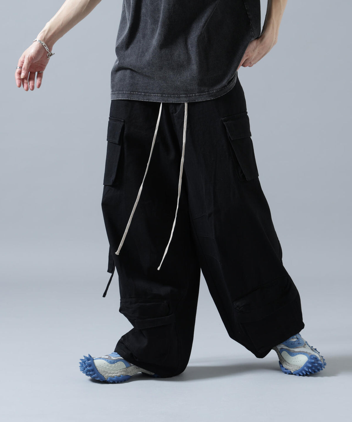 【WEB&DEPOT限定】DankeSchon/ダンケシェーン/MULTI POCKET DENIM CARGO PANTS