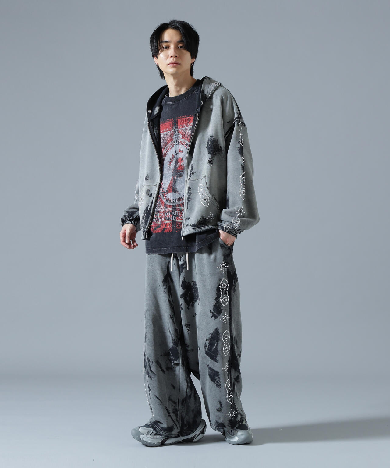 H:180cm C:88cm W:69cm H:90cm 着用サイズ:L