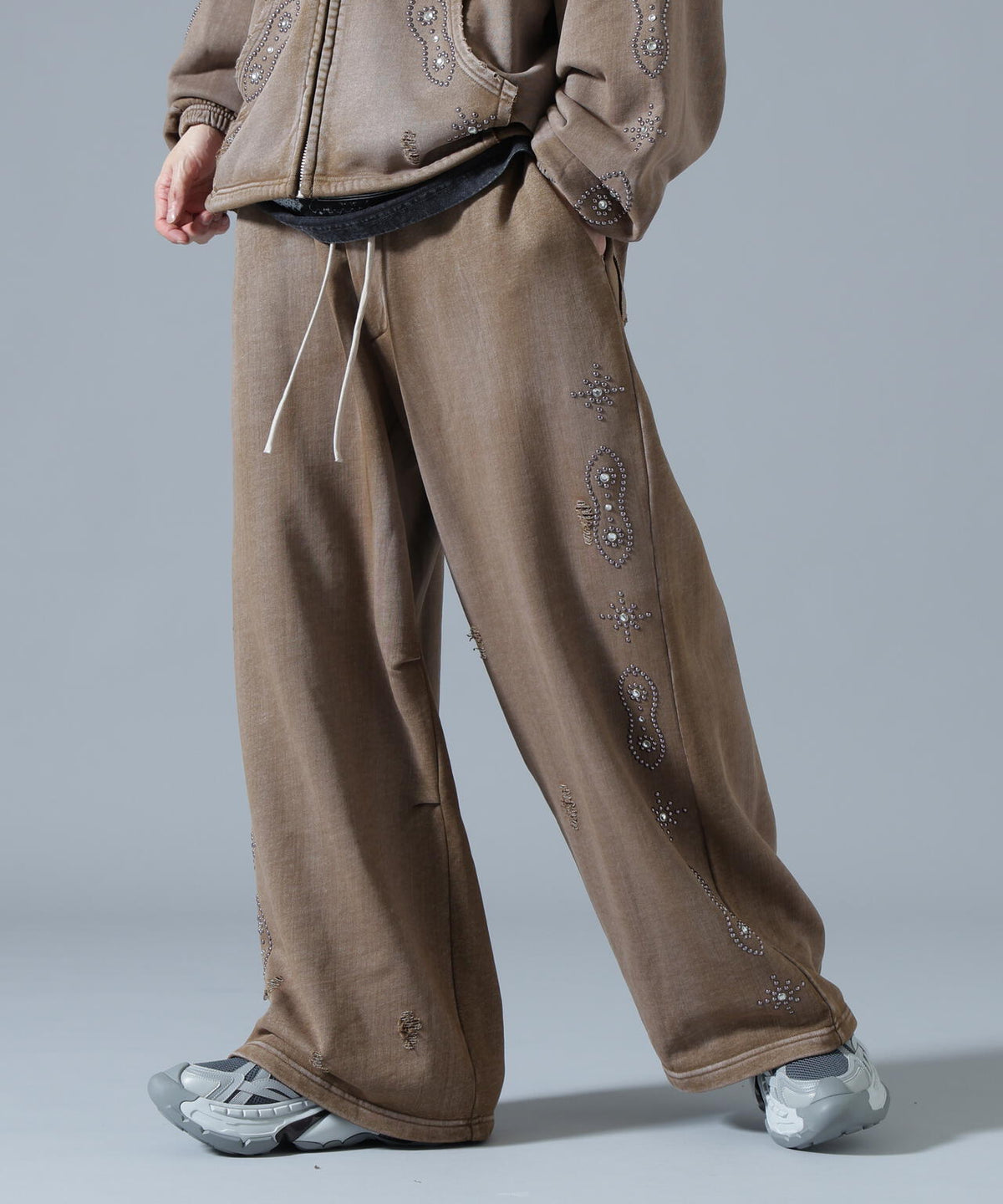 DankeSchon/ダンケシェーン/STUDS SWEAT BAGGY PANTS