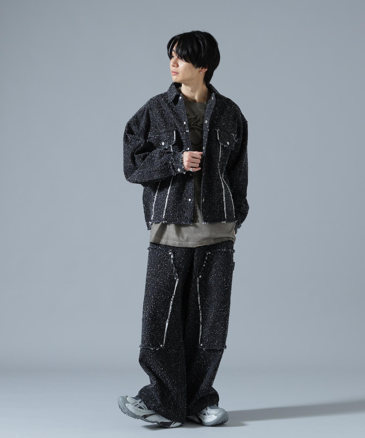 H:180cm C:88cm W:69cm H:90cm 着用サイズ:L