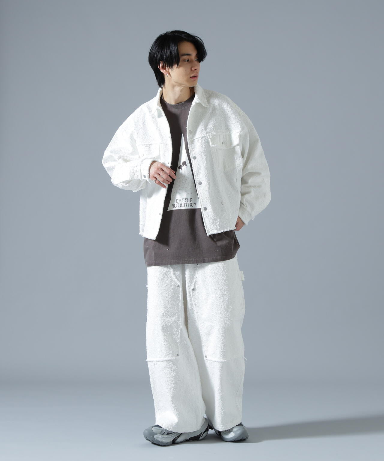 H:180cm C:88cm W:69cm H:90cm 着用サイズ:L