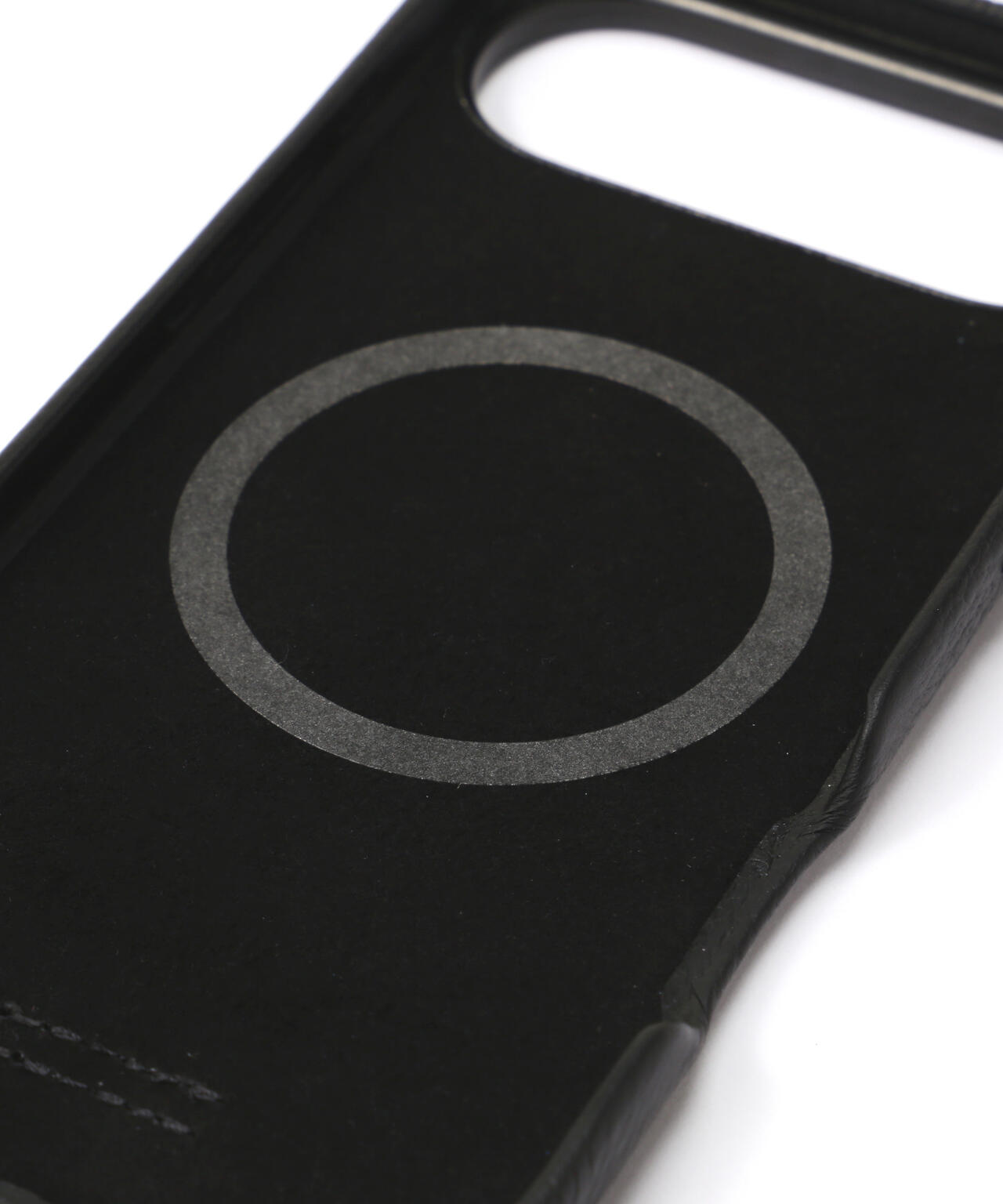 objcts.io/オブジェクツアイオー/カラビナ付きiPhoneケース【iPhone17Air対応】