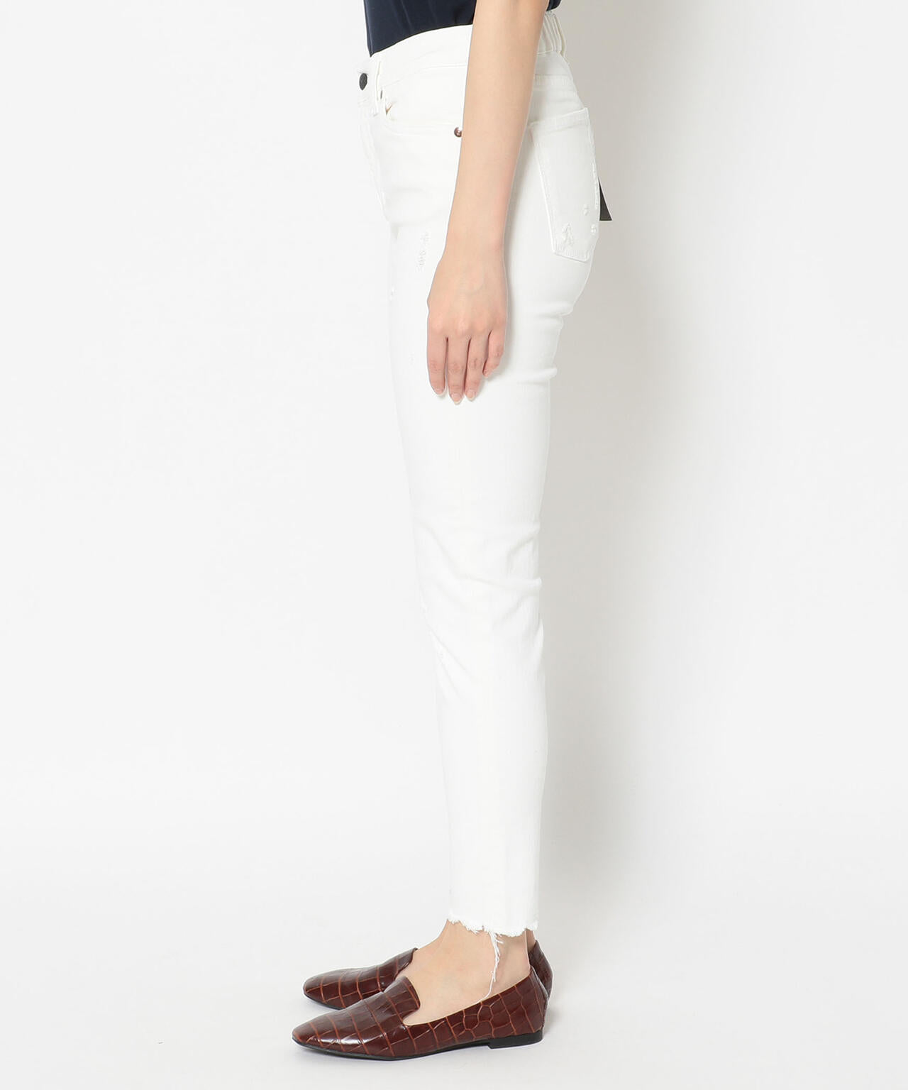 48f50cef-a55f-5377-9e9a-1ec7e5b76edf_Image