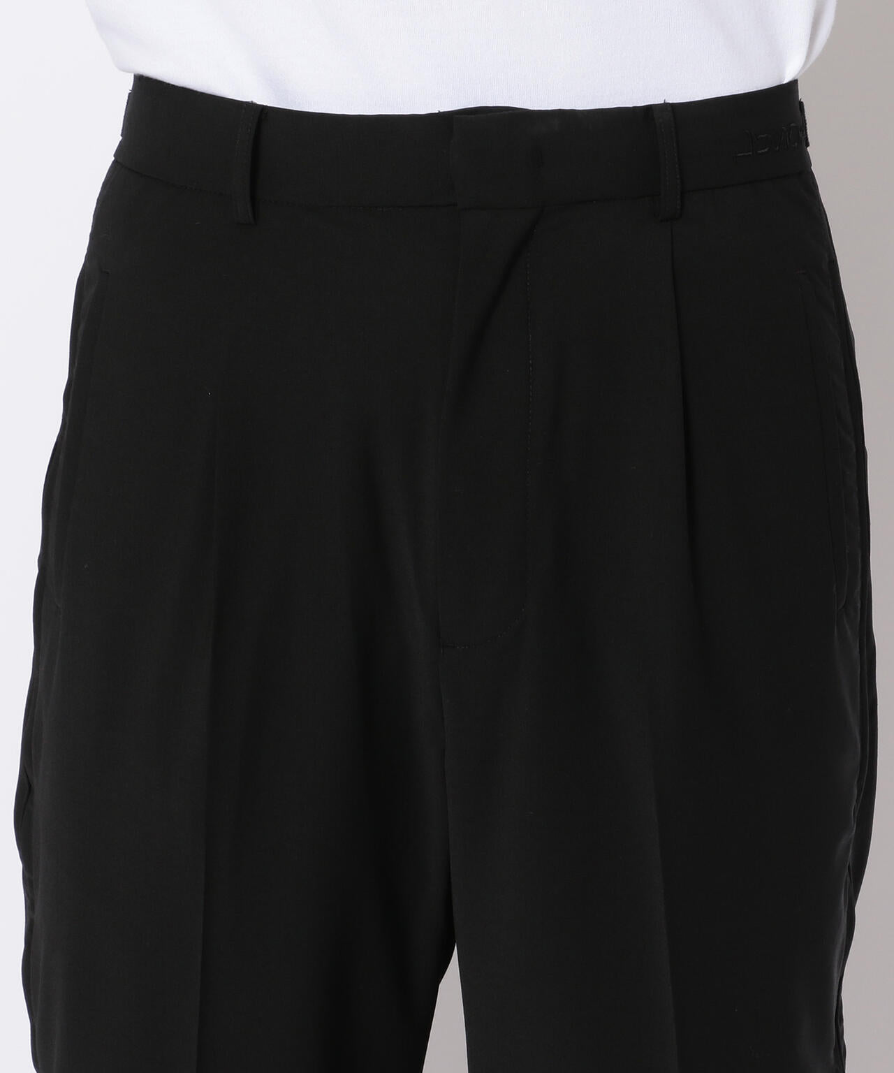 LUSOR(ルーソル)WOOL ZIP SLACKS