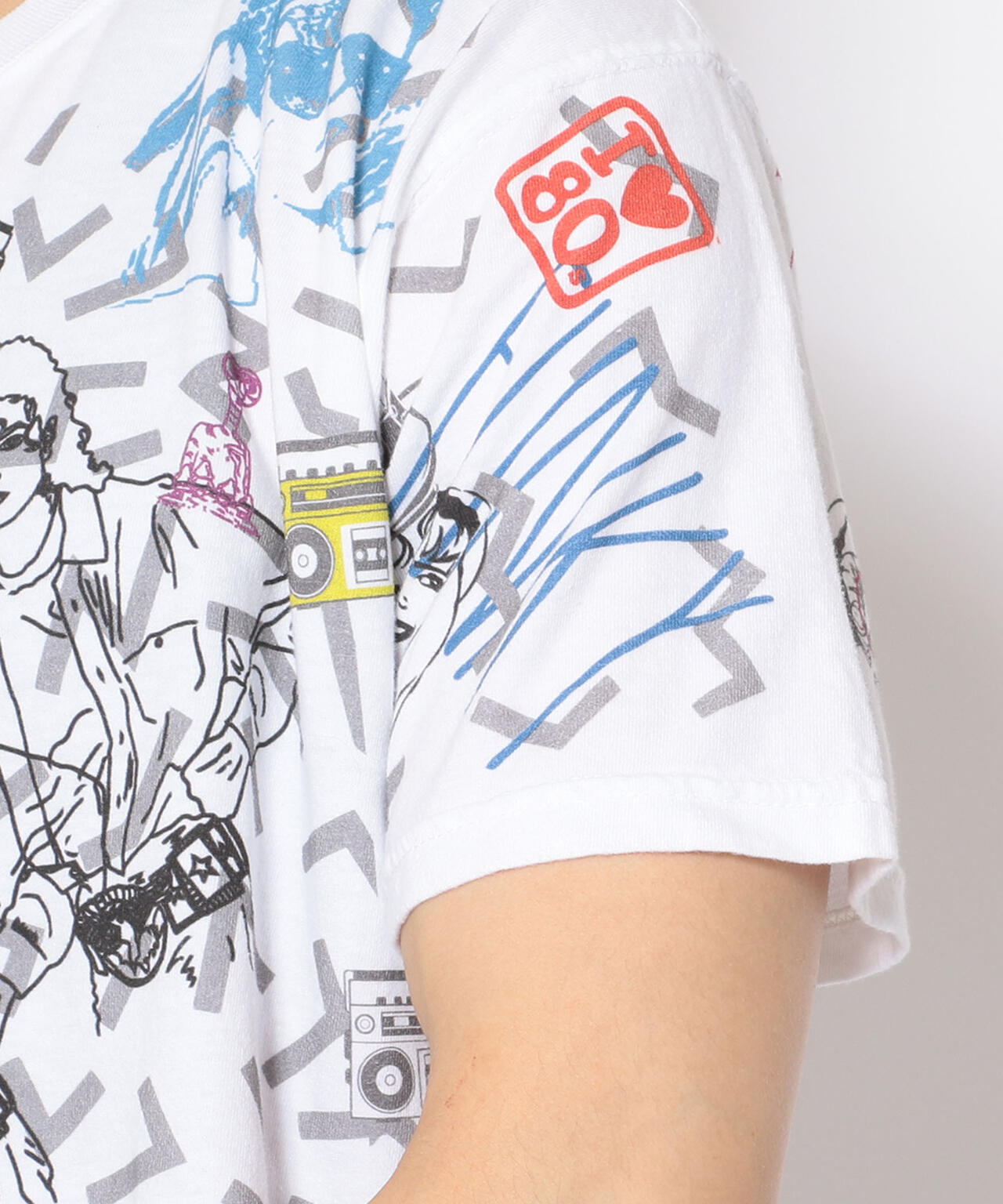 Kare/ME(カーミー)1980総柄Tシャツ